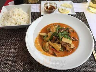 Thai-restaurant Sushi & Wok