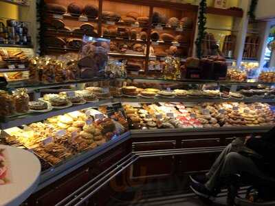 Leo Der Backer & Konditor