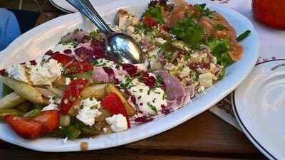 Weinstube Am Brunnen