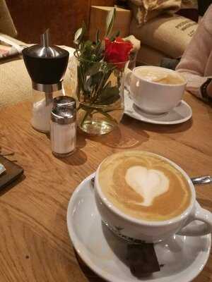 Moxxa Caffe The Roastery