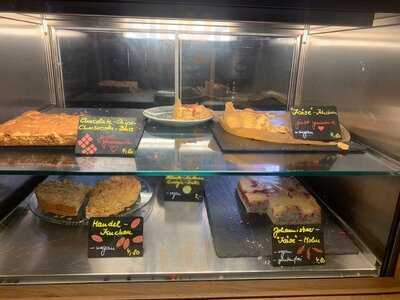 Nana Lieblingsbar & Café