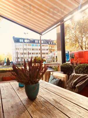 Cantinetta Trattoria & Bar