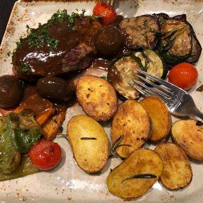 Cantinetta Trattoria & Bar