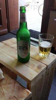 Beard Brothers & Sisters