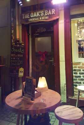 The Oak's Bar