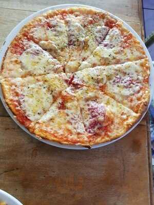 Pizza Pazza