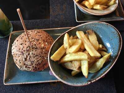 Hans Im GlÜck Burgergrill & Bar