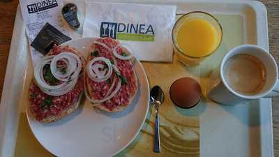 Dinea Restaurant & Café