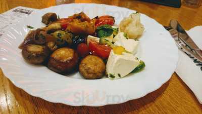 Dinea Restaurant & Café