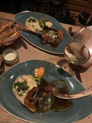 Via Bene - Italienisches Restaurant Köln