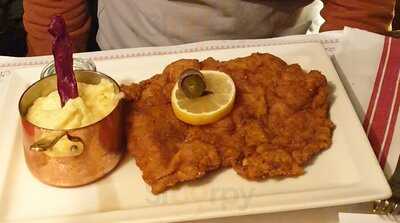 Joseph's Restaurant & Bar