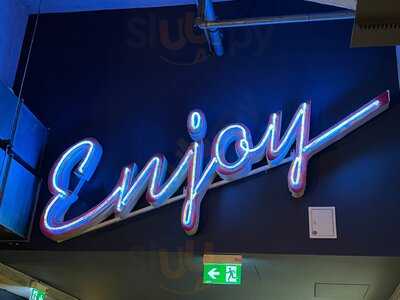 Joseph's Restaurant & Bar