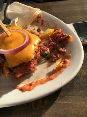 Mayflower‘s Restaurant