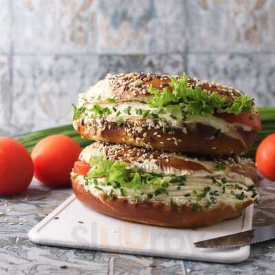 Ron's Café & Bakery