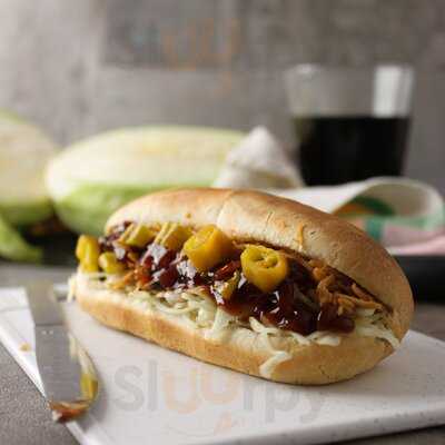 Ron's Café & Bakery