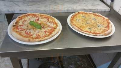 La Barca Pizzeria & Döner