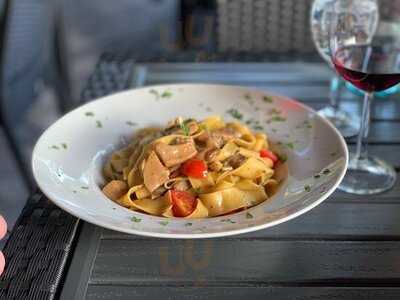 Restaurant La Sicilia In Bocca