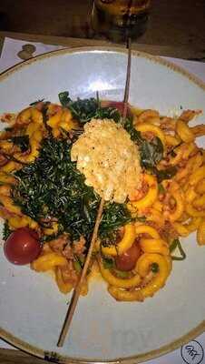 Francesca & Fratelli Calenberger Esplanade