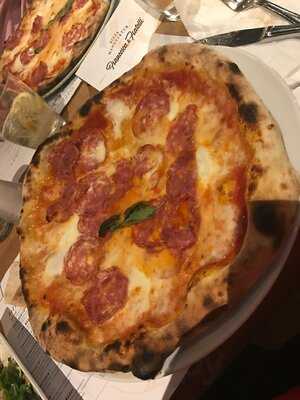 Francesca & Fratelli Calenberger Esplanade