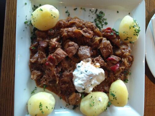 Julian's Bar & Restaurant