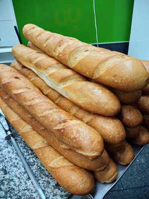 Mare Baguettes & Pizza