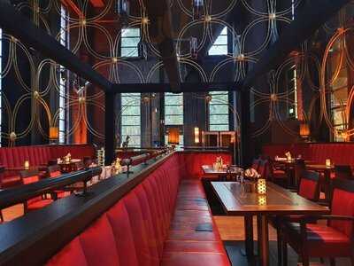 Elbers 800 Grad Grill + Bar