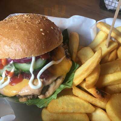 Triple B - Beef Burger Brothers