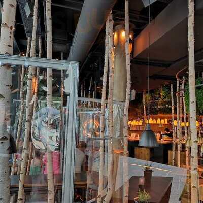 Hans Im GlÜck Burgergrill & Bar