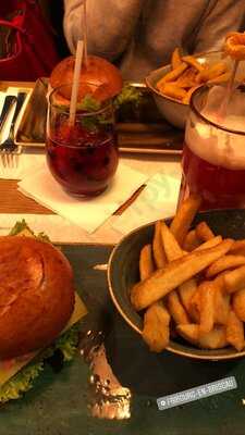 Hans Im GlÜck Burgergrill & Bar