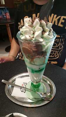 Eis Cafe Cortina