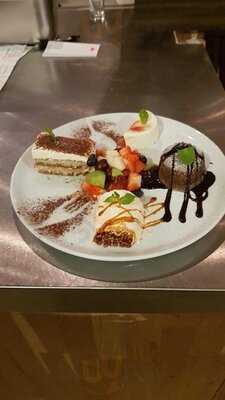 Trattoria Bistro Bellissima Due