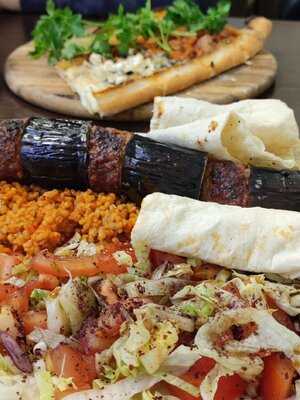 Urfa Lahmacun & Kebabhaus