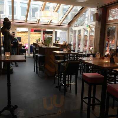 Karma Public Livingroom