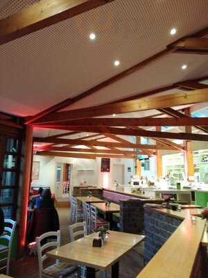 Bloom Café Und Restaurant