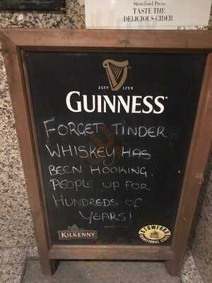 Flynn's Inn