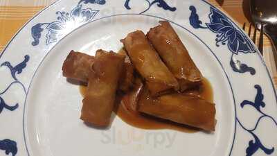 Golden Lotus Restaurant