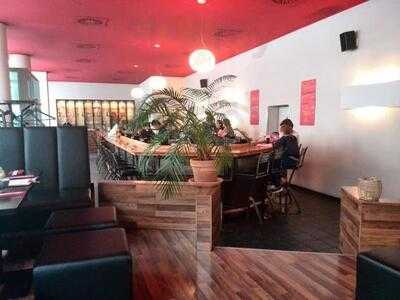 Mr.moto Kaiten-sushi-bar