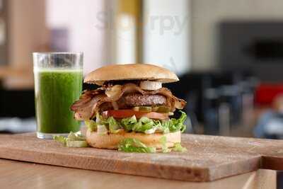 N11 Bar & Restaurant