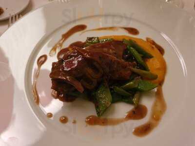 Brasserie Capricorn I Aries