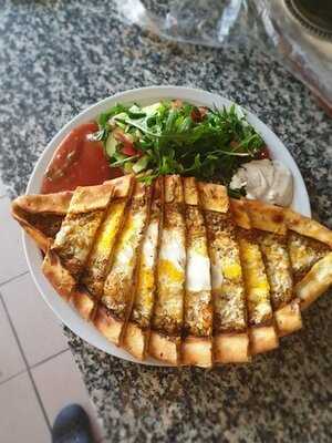 Welat Doner-durum-salate