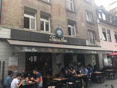 Thios Inn