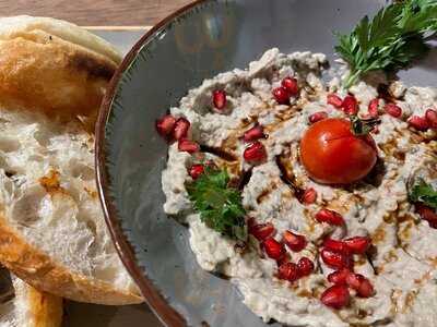 Wulbert's Café Und Bar