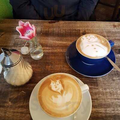 Amélie's Wohnzimmer - Das Kleine Café