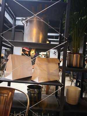 3h's Burger & Chicken