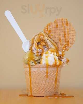 Kugelpudel Garten Eden