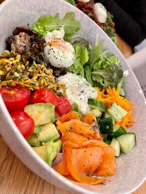 Meiks Brunch And Bar