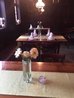 Weinstube Lindenstüble Gastro Gmbh