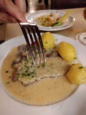 Restaurant-cafe-biergarten