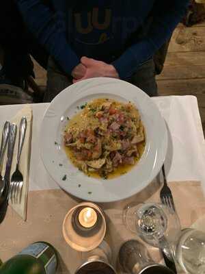 Ristorante Pizzeria Eiscafe Corona Zur Scheune