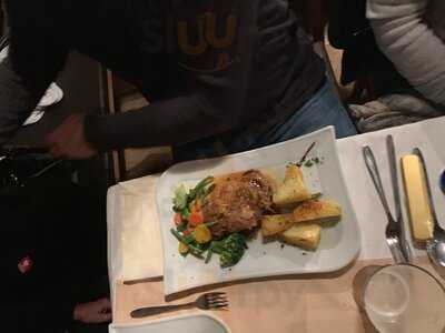 Ristorante Pizzeria Eiscafe Corona Zur Scheune